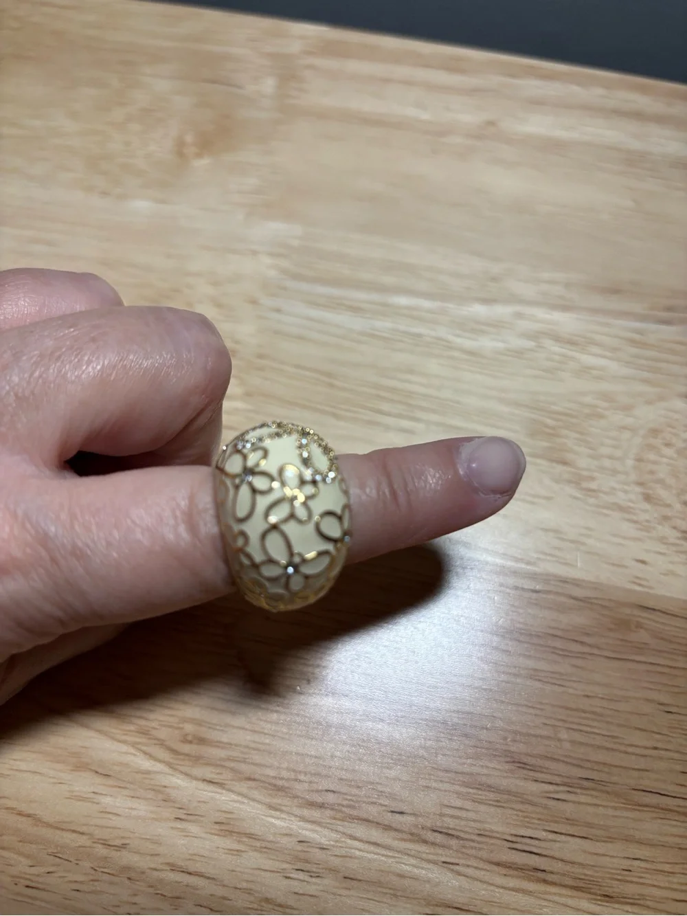 Coach Butterfly And Crystal Dome Ring Cream And Goldtone Size 5